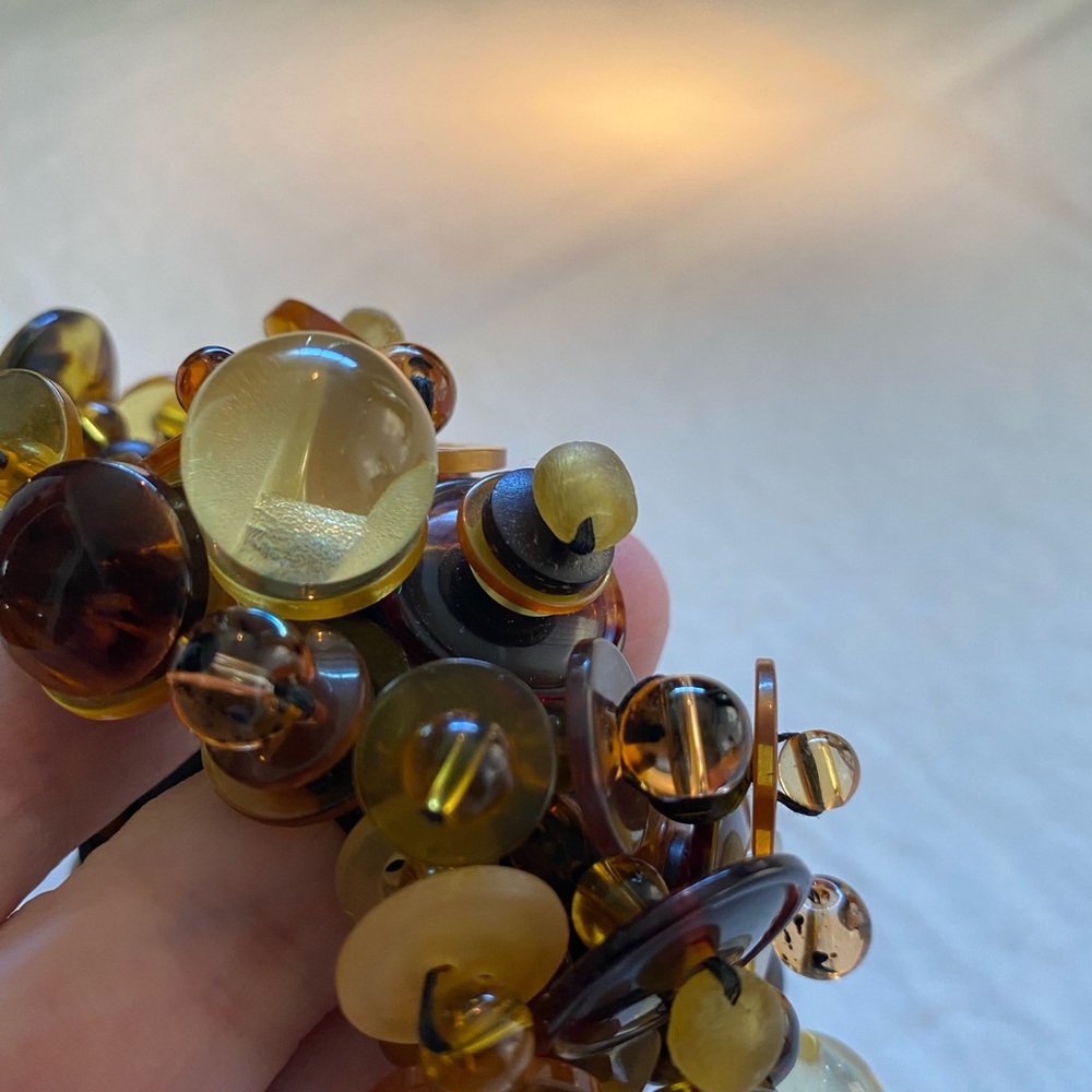 Button Bracelet - Picture 6 of 10
